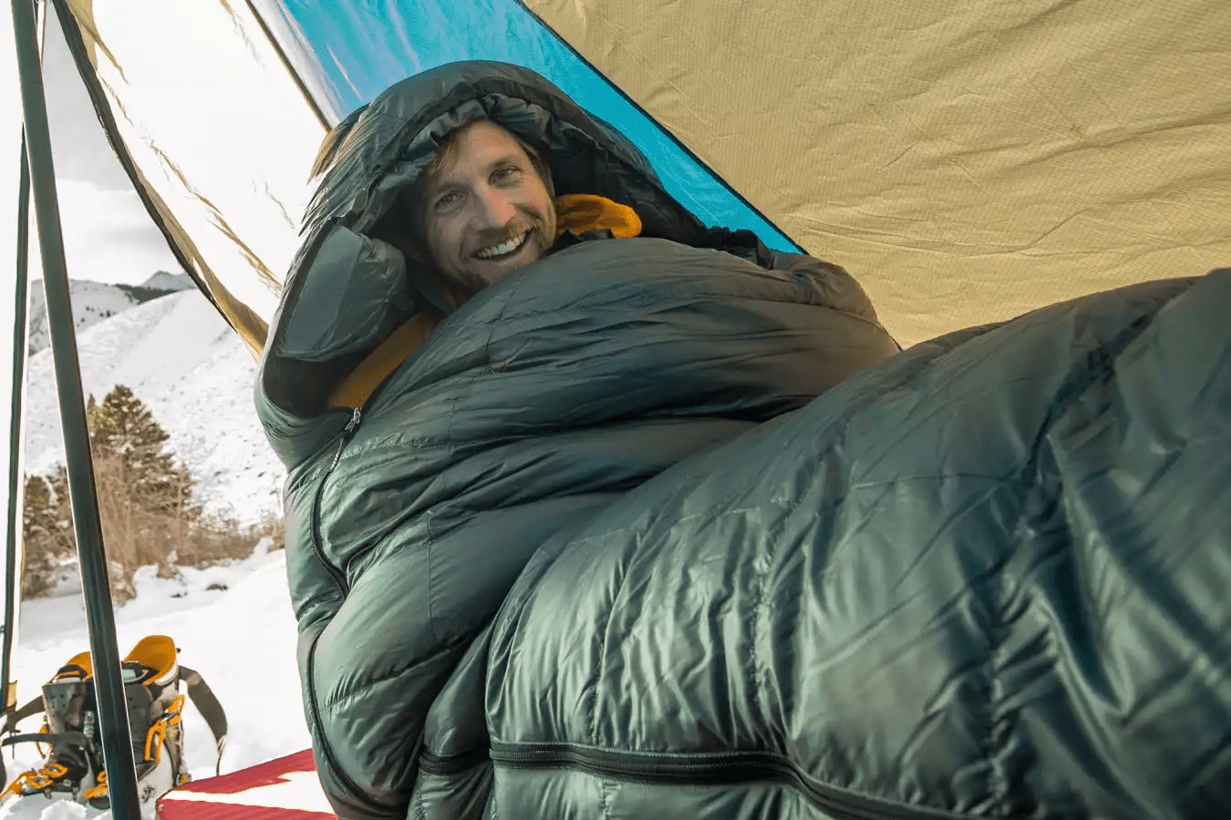 Sleeping Bag with Heating Pads